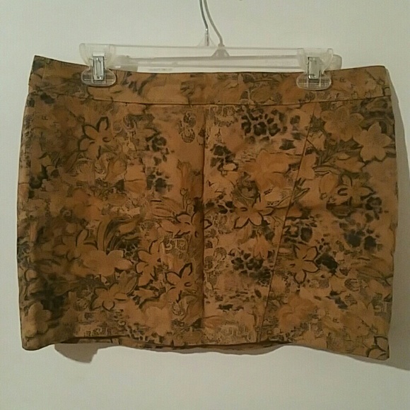 Express leather skirt - Picture 2 of 4